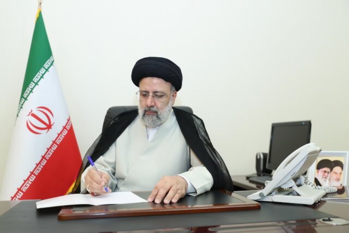 رئیسی: ایران همواره مدیون همت بانوانی است که اسوههای مقاومت در دامان آنان بالیدند