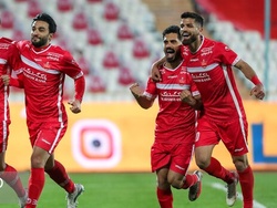 پرسپولیس با پیروزی یک بر صفر مقابل سپاهان به صدر جدول رسید