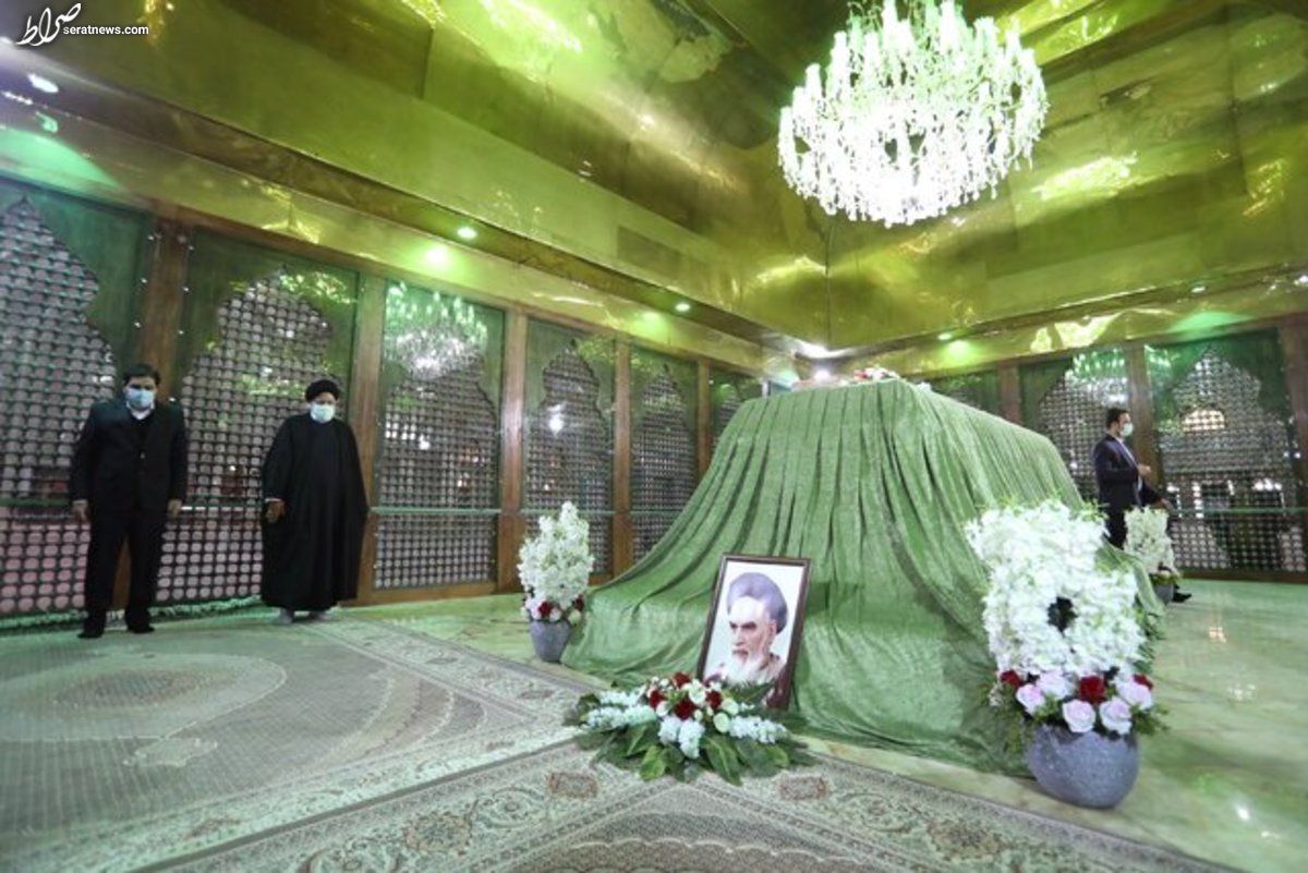 تجدید میثاق رئیس جمهور و اعضای هیأت دولت با آرمانهای امام راحل و شهدای انقلاب