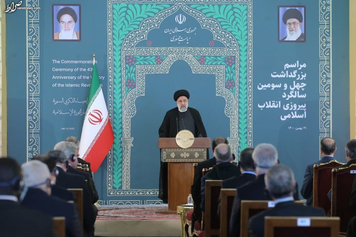 رئیس جمهور: پیام روشن انقلاب اسلامی؛ نفی سلطه گری است / توجه ویژهای به تعمیق مناسبات با آفریقا، آمریکای لاتین و اروپا داریم