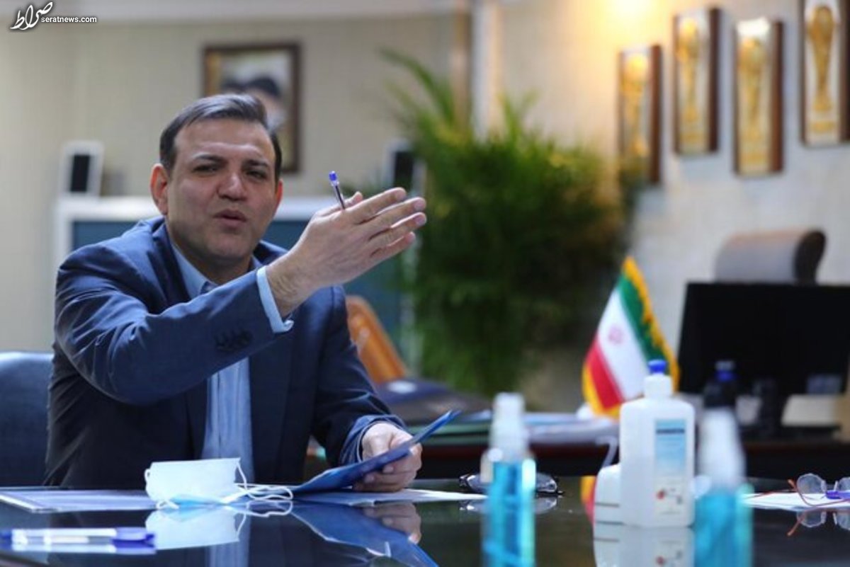 عزیزی خادم از ریاست فدراسیون فوتبال عزل شد