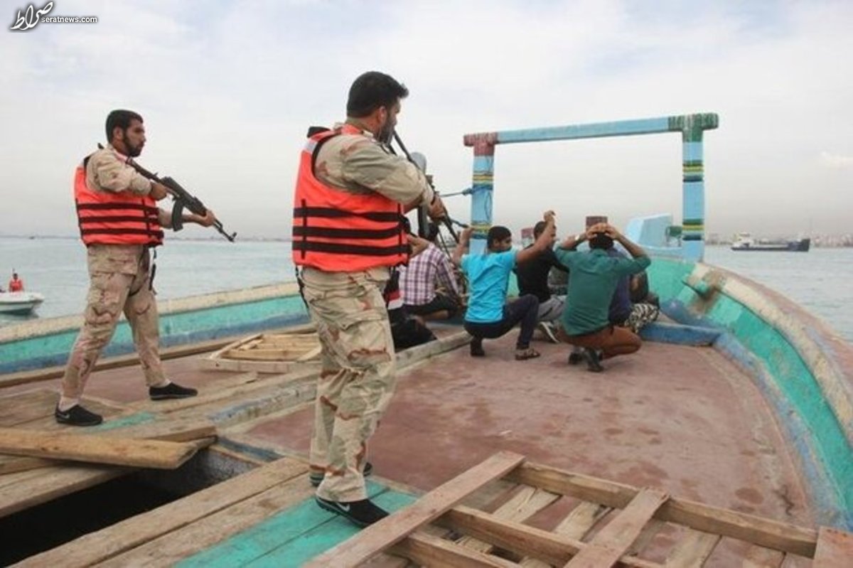 انهدام باند قاچاق مسلحانه مواد مخدر در آب‌های خلیج فارس