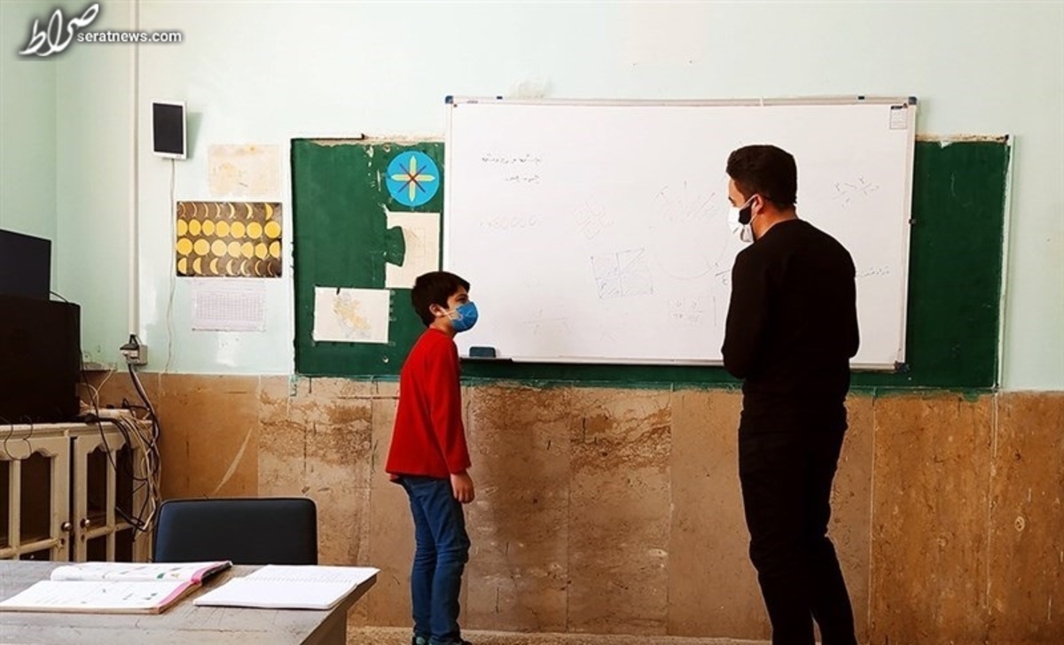 حداقل حقوق معلمان به ۷.۳میلیون تومان میرسد/ تغییرات کسب رتبه معلمان
