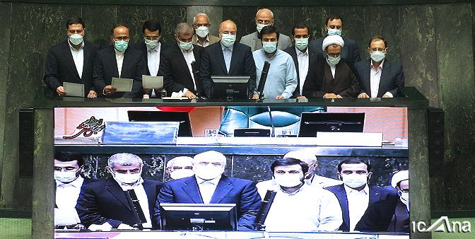 قالی باف با رئیس مجلس ماند + جزییات