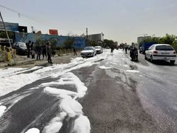 نشت بنزین در جایگاه سوخت بزرگراه شهید همت تهران