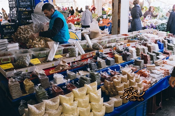 بازارها  و مراکز خرید پر طرفدار در شهر استانبول و رستورانهای کیش