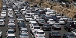 خروج بیش از ۳۰۰ هزار خودرو از استان تهران/ ترافیک روان در تمامی محور‌های استان تهران