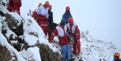 نجات دو کوهنورد در دماوند و علم‌کوه با بالگرد امداد+عکس