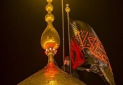 تعویض پرچم امام حسین(ع) بدون مراسم!