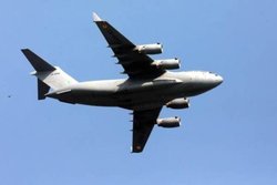 هواپیمای نظامی آمریکا حریم هوایی ونزوئلا را نقض کرد