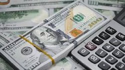 نرخ ارز آزاد در چهارم مرداد ؛ نوسان اندک قیمت