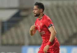 کمال سه فصل دیگر در پرسپولیس ماندگار شد