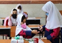 زمان واکسیناسیون سرباز‌ها اعلام شد/ آخرین تصمیمات درباره بازگشایی مدارس