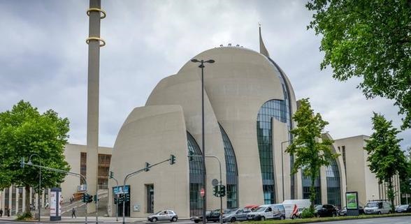 آلمان اجازه پخش اذان در مساجد را صادر کرد