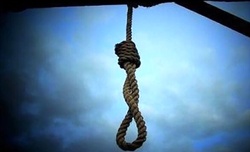 پاره شدن طناب دار از گردن قاتل اعدامی / در زندان گرگان چه گذشت؟