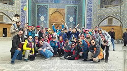 آیتالله رئیسی: نظام آموزشی کشور باید به دنبال اعتلای روحی دانشآموزان باشد