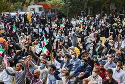 اجتماع میدانی یوم الله ۱۳ آبان در تهران/ تاکید بر ضرورت هوشیاری ملت‌های منطقه برابر توطئه‌های آمریکا