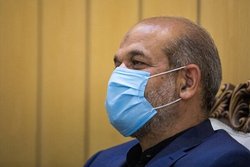 وزیر کشور: مسافران برای خروج از مرزها حتما باید تست پی سی ار منفی داشته باشند