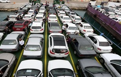 هر شخص می‌تواند به ازای صادرات خودرو یا قطعات آن نسبت به واردات خودرو برای تنظیم بازار اقدام کند