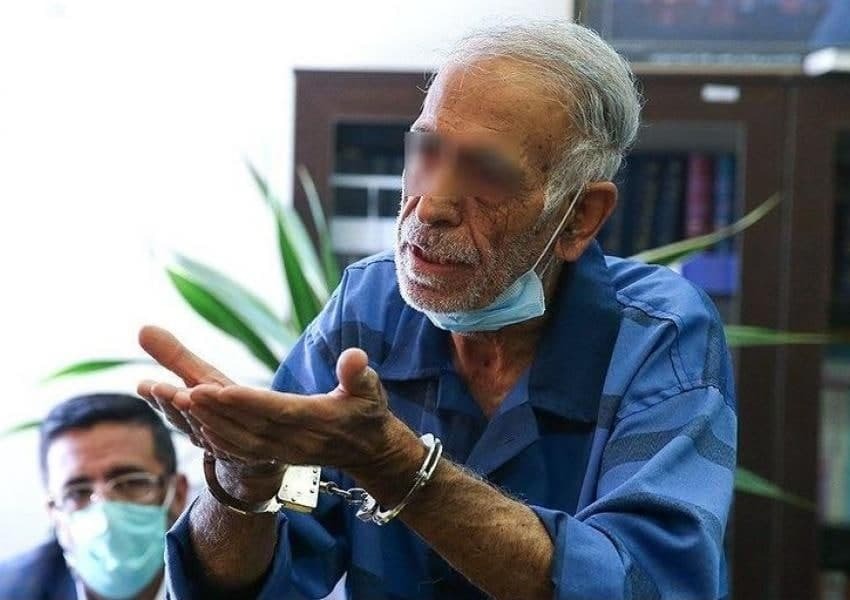 اکبر خرمدین در زندان فوت کرد