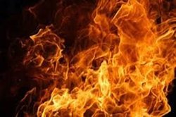 حادثه آتش سوزی انبار فرش زرند در دست پیگیری
