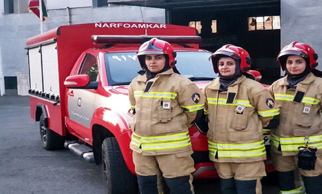 مدیرعامل سازمان آتش نشانی شهرداری تهران: ۱۶ زن آتش‌نشان می‌شوند