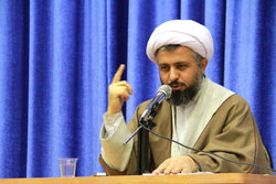 توضیح نماینده مجلس درباره انتساب مطالبی به رهبر انقلاب