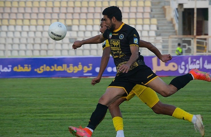 لیگ برتر فوتبال/ صدرنشینی سپاهان، لغزش استقلال و صعود پرسپولیس لیگ برتر فوتبال/ صدرنشینی سپاهان، لغزش استقلال و صعود پرسپولیس