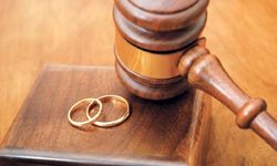 دلایل تاخیر در ازدواج جوانان چیست؟ / تصویب قانون تسهیل ازدواج برای اجرا نشدن