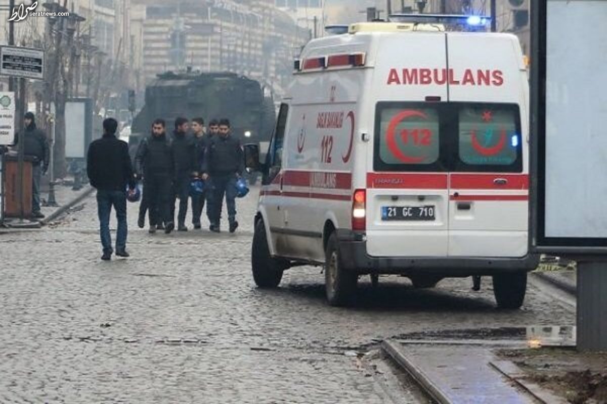 انفجار در اتوبوس حامل نیروهای حراستی ترکیه