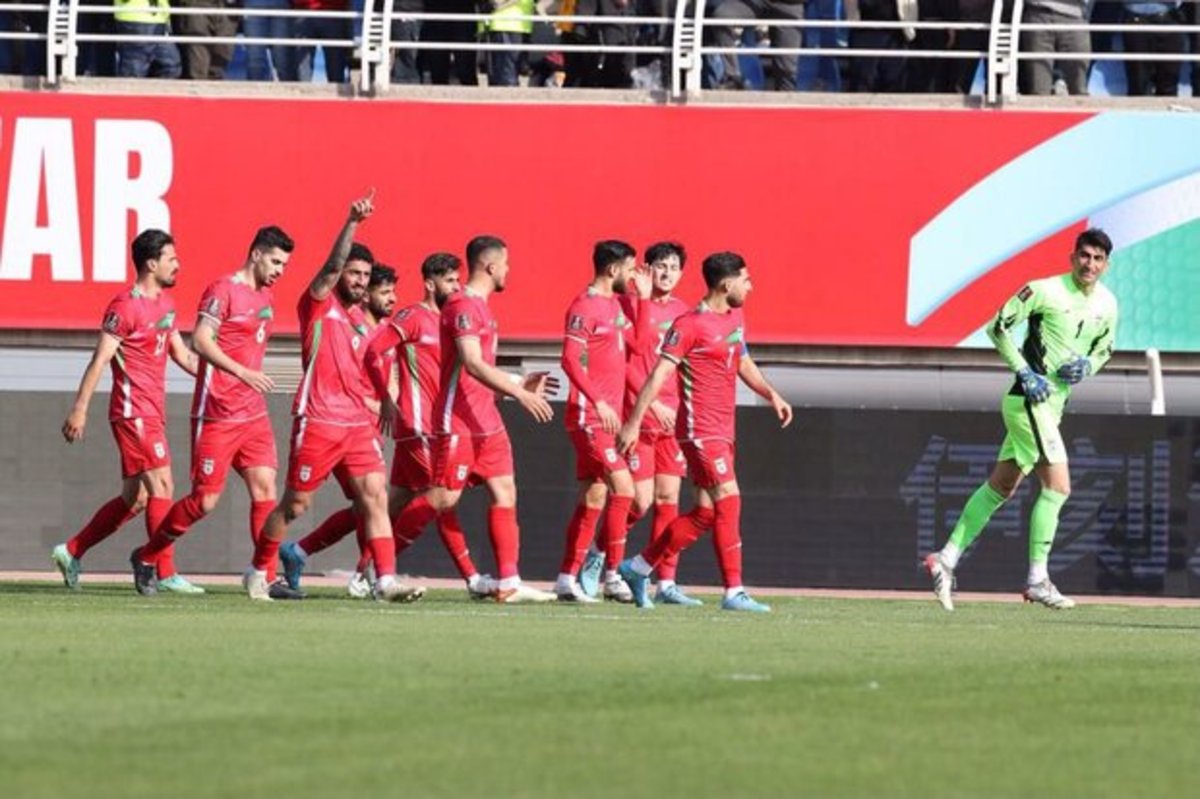 پیروزی تیم ملی مقابل لبنان با تماشاگران