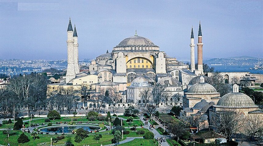 بازدید از این ۹ جاذبه استانبول را از دست ندهید
