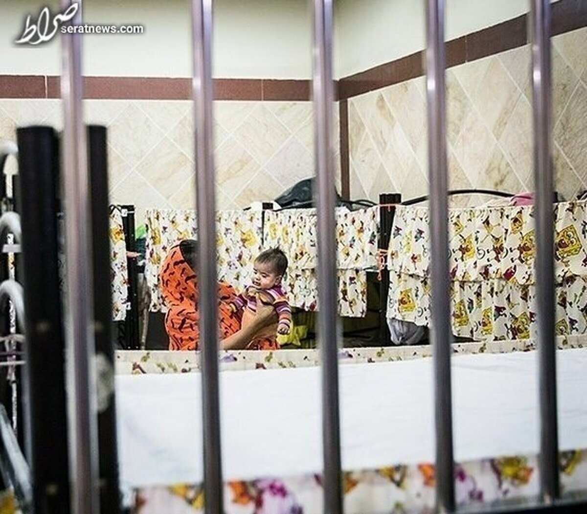 آزادی ۱۲ زندانی جرائم غیر عمد یزدی به مناسبت روز مادر