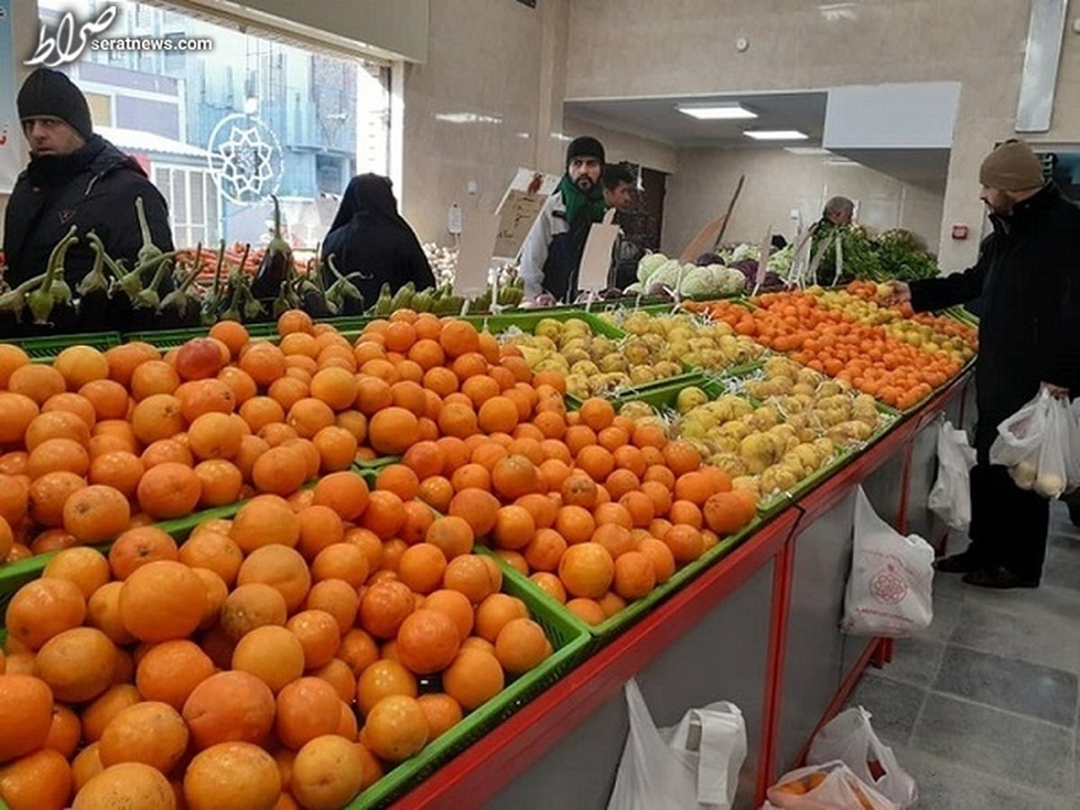 برپایی میادین تره بار موقت برای توزیع و کنترل قیمت‌های میوه شب عید
