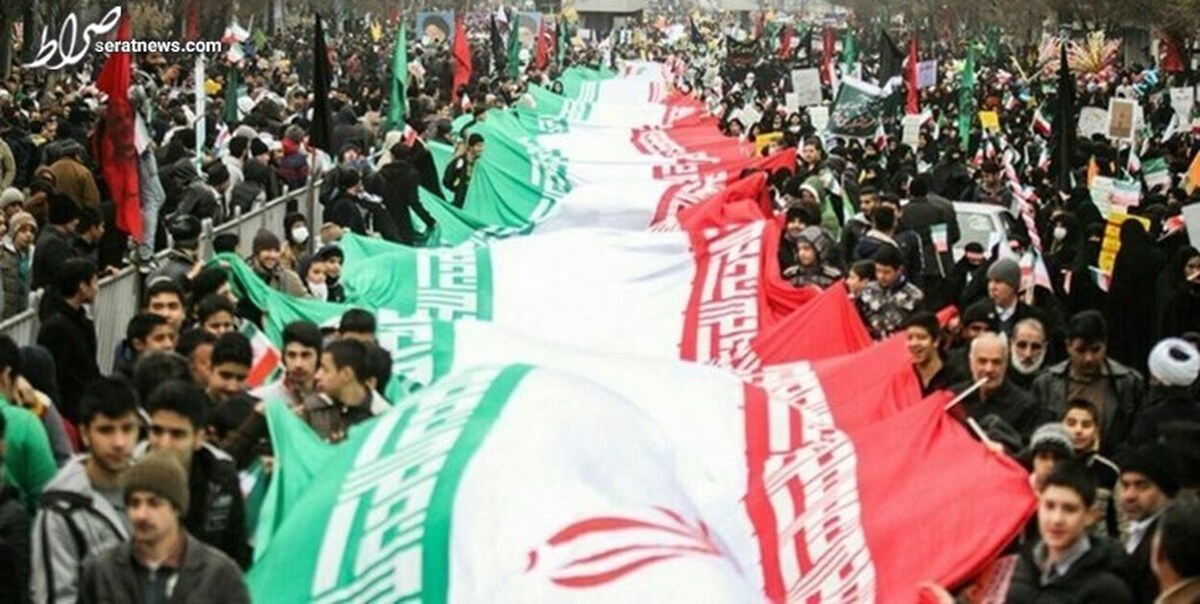 کاریکاتور/ دود ۴۴سالگی انقلاب در چشم دشمنان