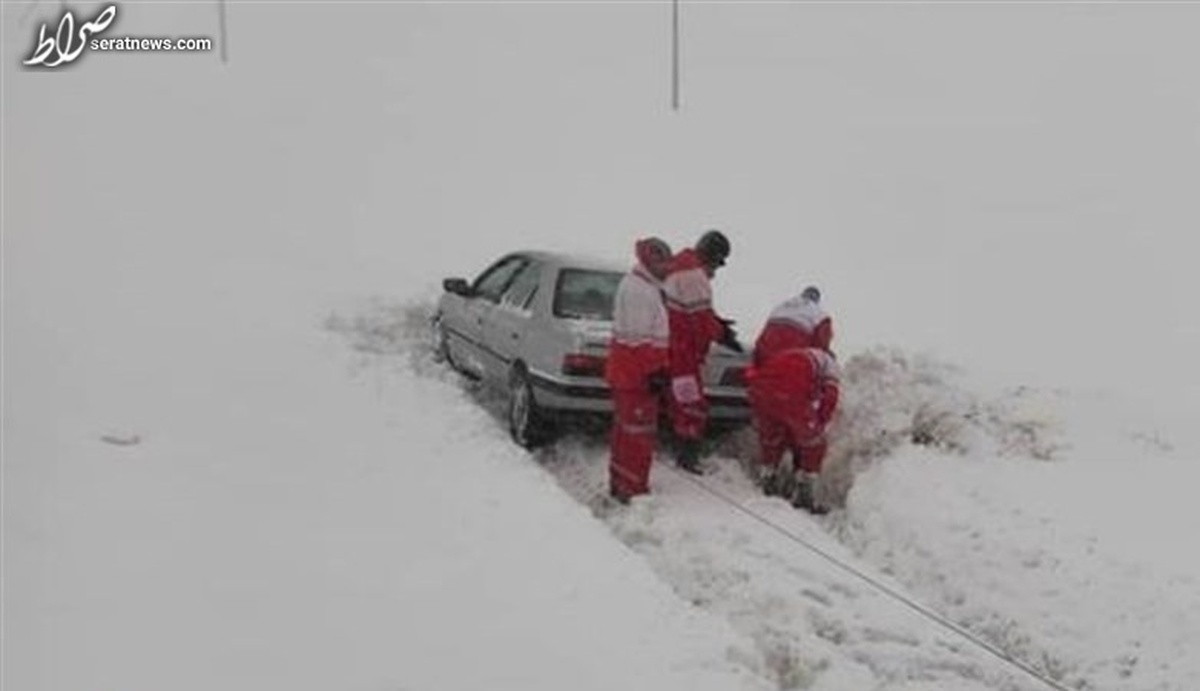 هواشناسی ایران ۱۴۰۱/۱۱/۲۹؛ تداوم بارش برف و باران در برخی مناطق/ افزایش آلودگی هوا در کلانشهر‌ها