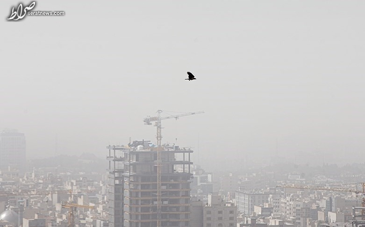 وضعیت هوای تهران ۱۴۰۱/۱۱/۳۰؛ هوا برای گروه‌های حساس 