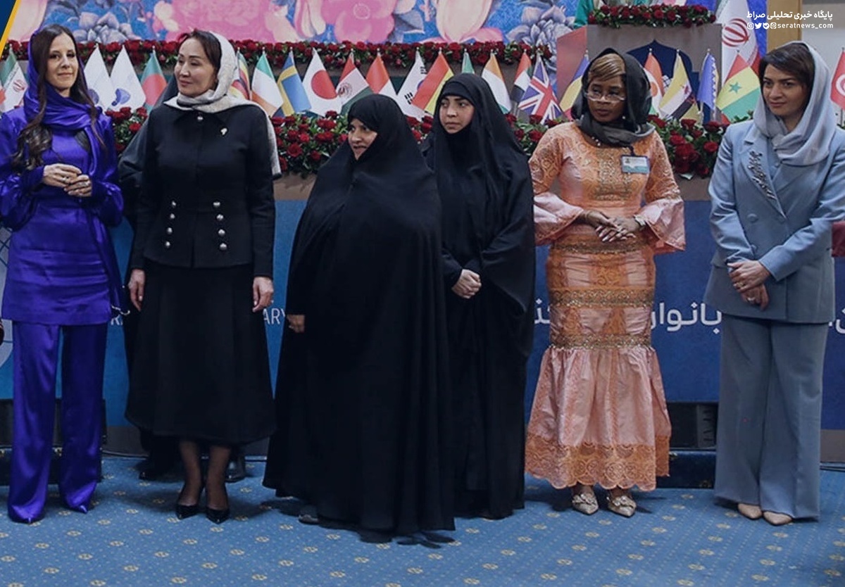 پوشش برخی زنان در ایران بدتر از پوشش مهمانان کنگره است