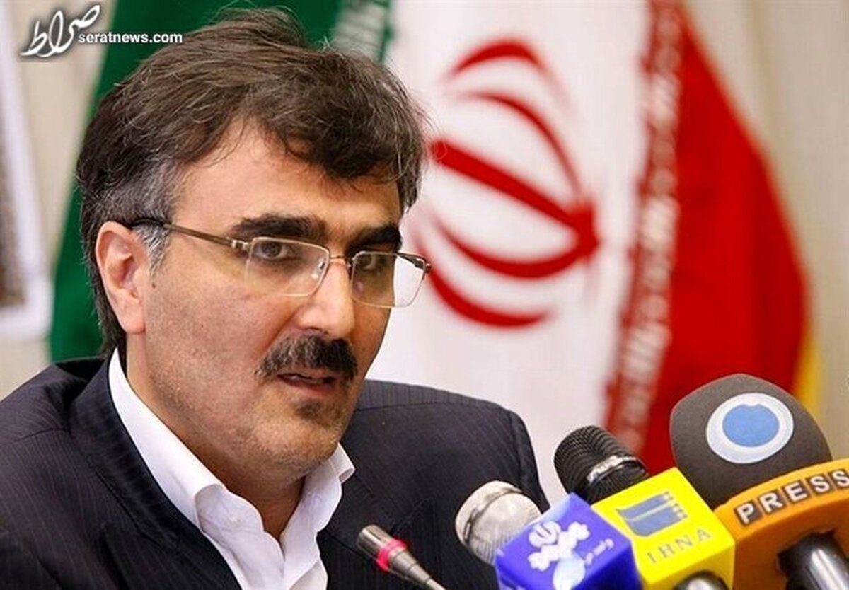نرخ ارز و طلا بر اساس واقعیتهای اقتصادی کشور تعیین میشود