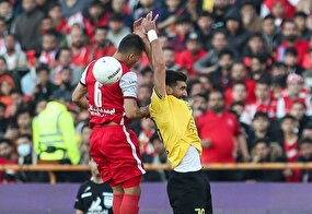 تصاویر / دیدار تیم‌های فوتبال پرسپولیس تهران و سپاهان اصفهان