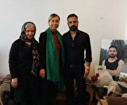 خواهرم الهام  افکاری از زندان عادل‌آباد شیراز  آزاد شد