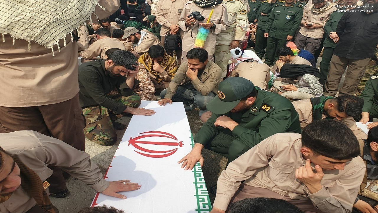بازگشت پیکر ۷۱ شهید دفاع مقدس به کشور + فیلم و تصاویر