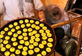 تصاویر / کارگاه پخت «نان برنجی» در کرمانشاه
