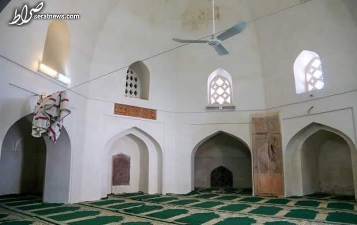 تنها مسجد روی آب ایران در لار