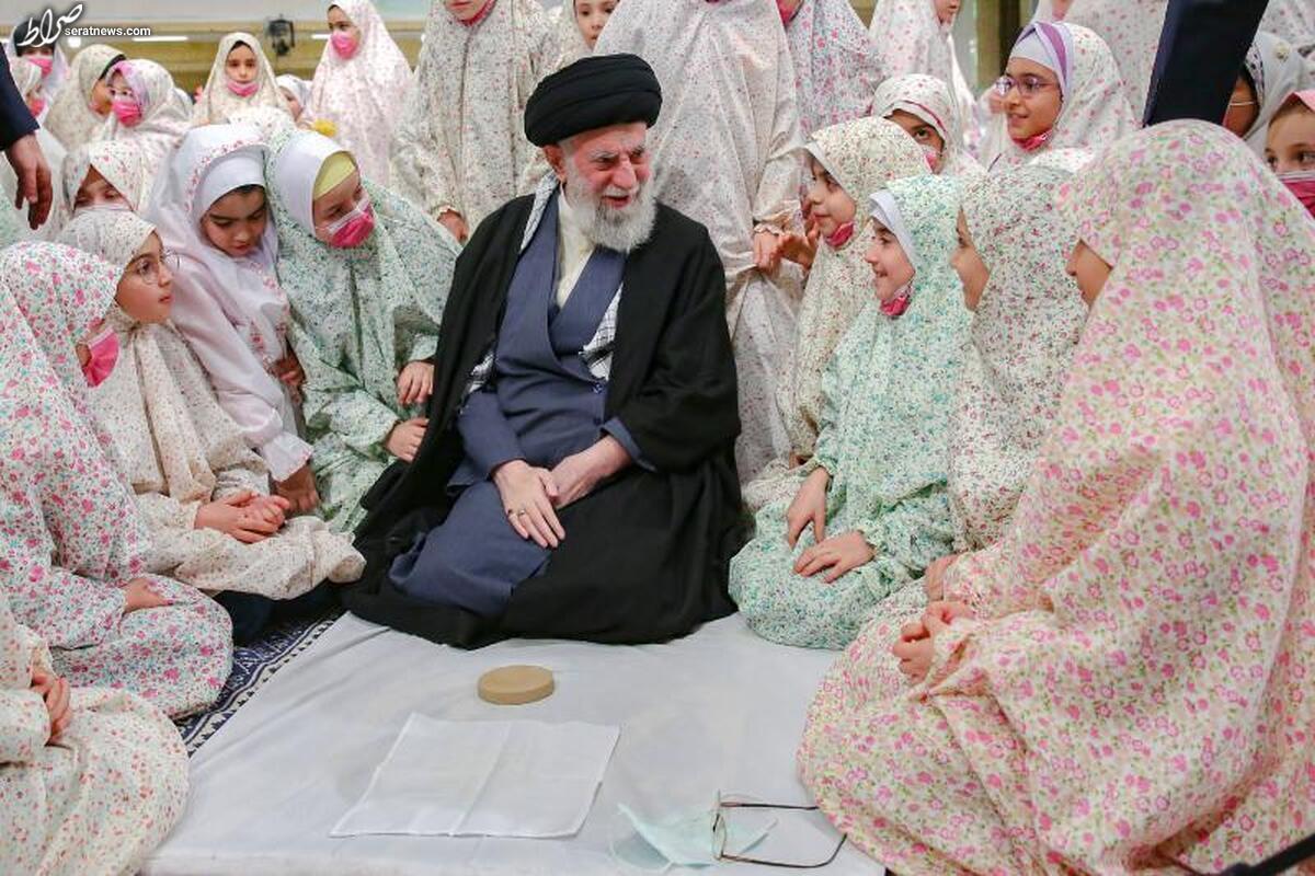 نماهنگ / محمد اصفهانی برای ایران خواند
