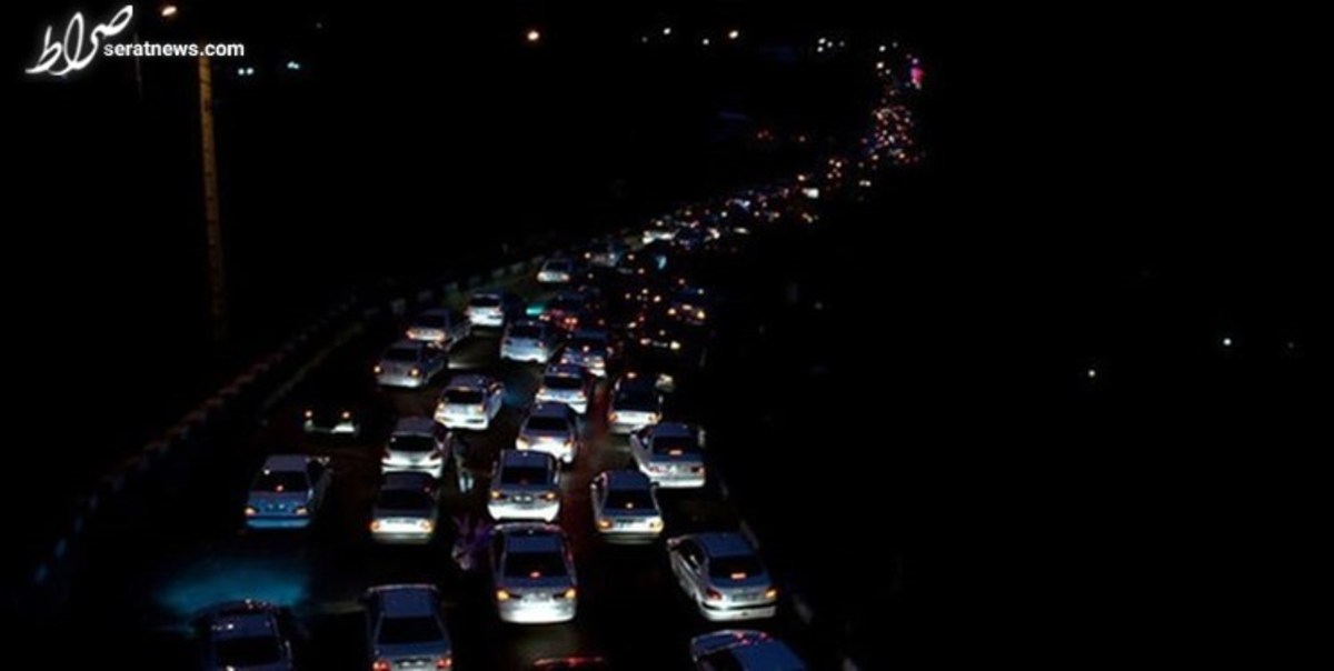 ترافیک سنگین در محور‌های هراز و فیروزکوه/ بارش باران و کندی تردد
