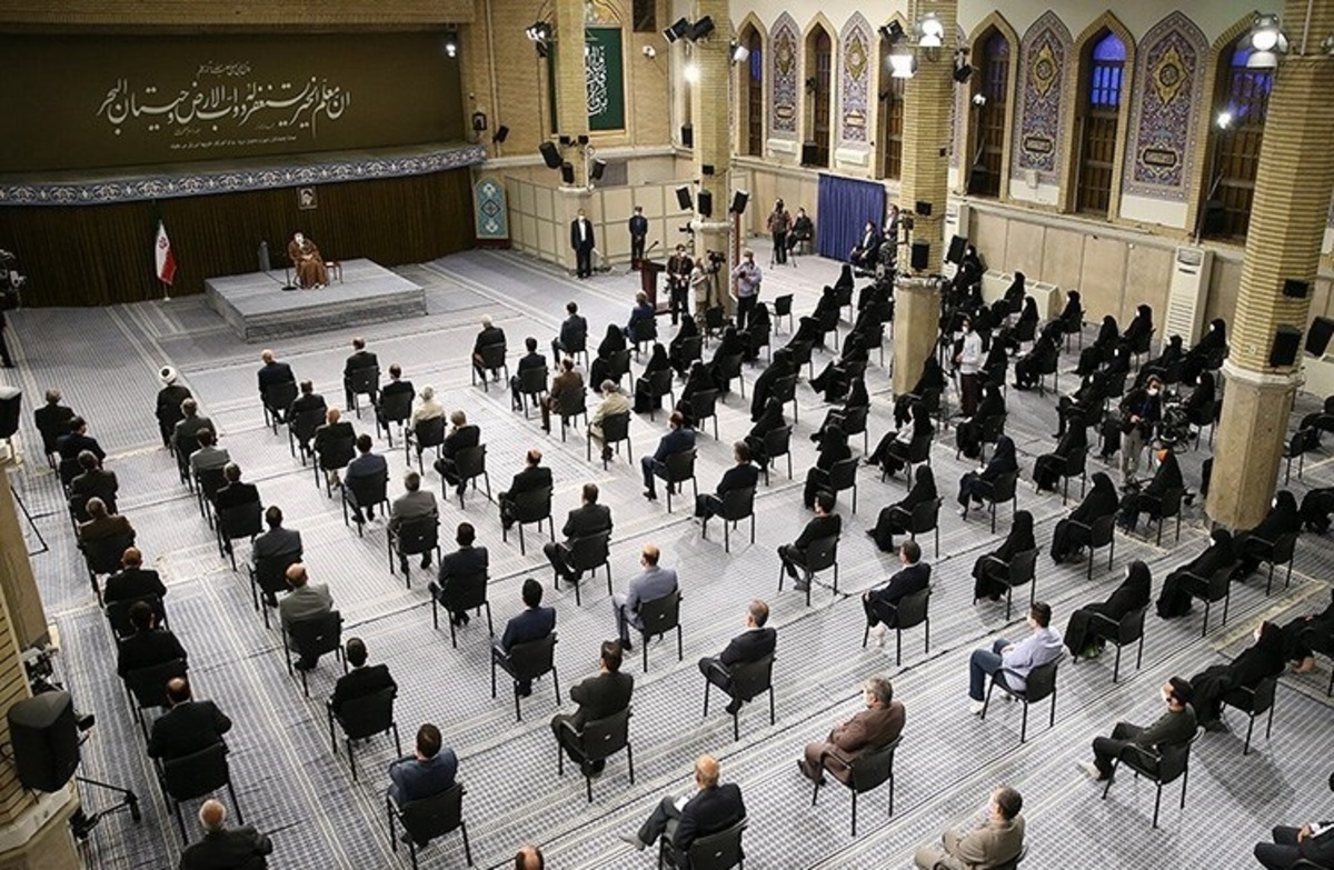 تصاویر/ دیدار صد‌ها نفر از مردم اصفهان با رهبرانقلاب