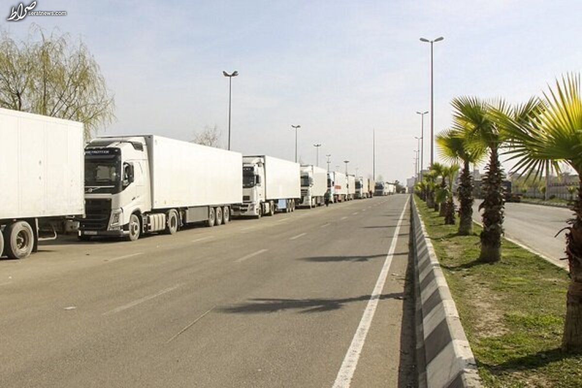 وضعیت جاده‌ها/ ترافیک نیمه سنگین در آزادراه قزوین - کرج
