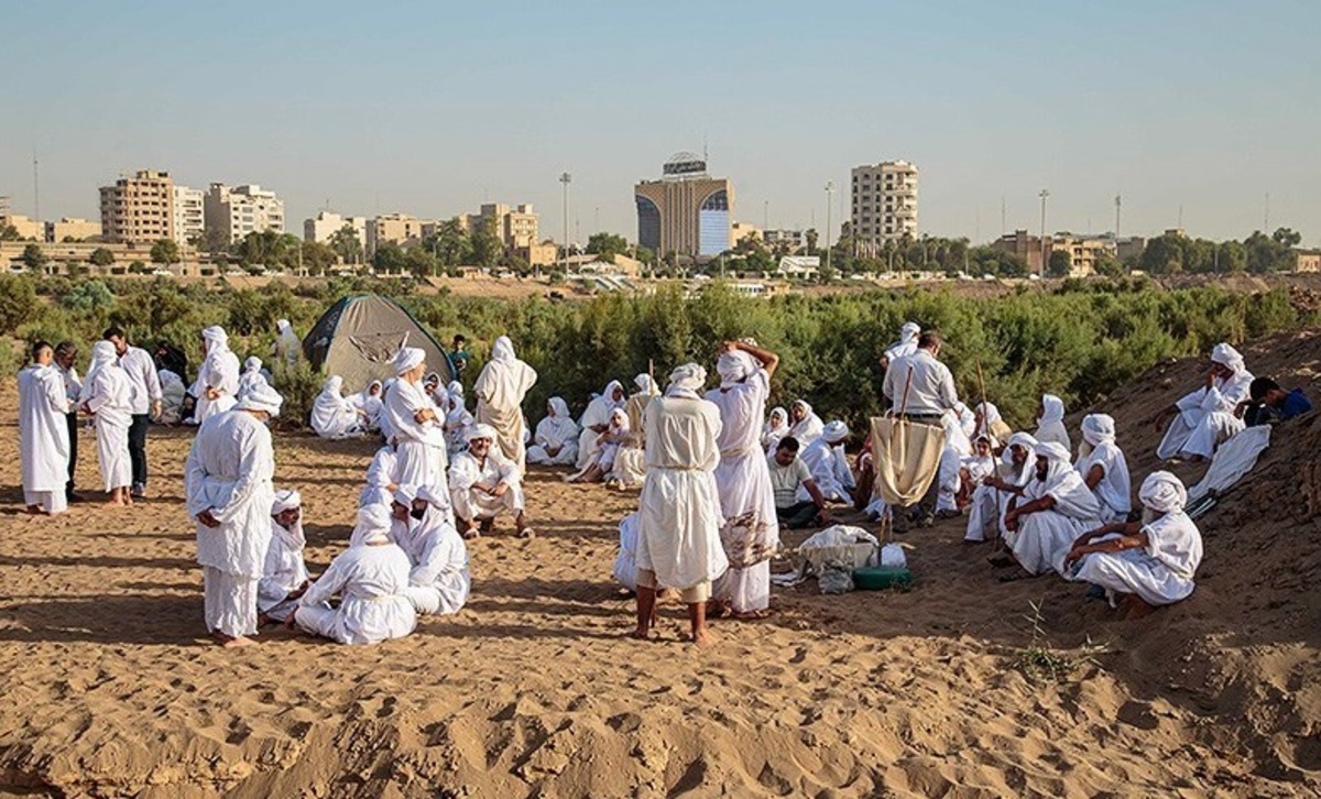 تصاویر / تشییع پیکر مادر ژاپنی شهید بابایی