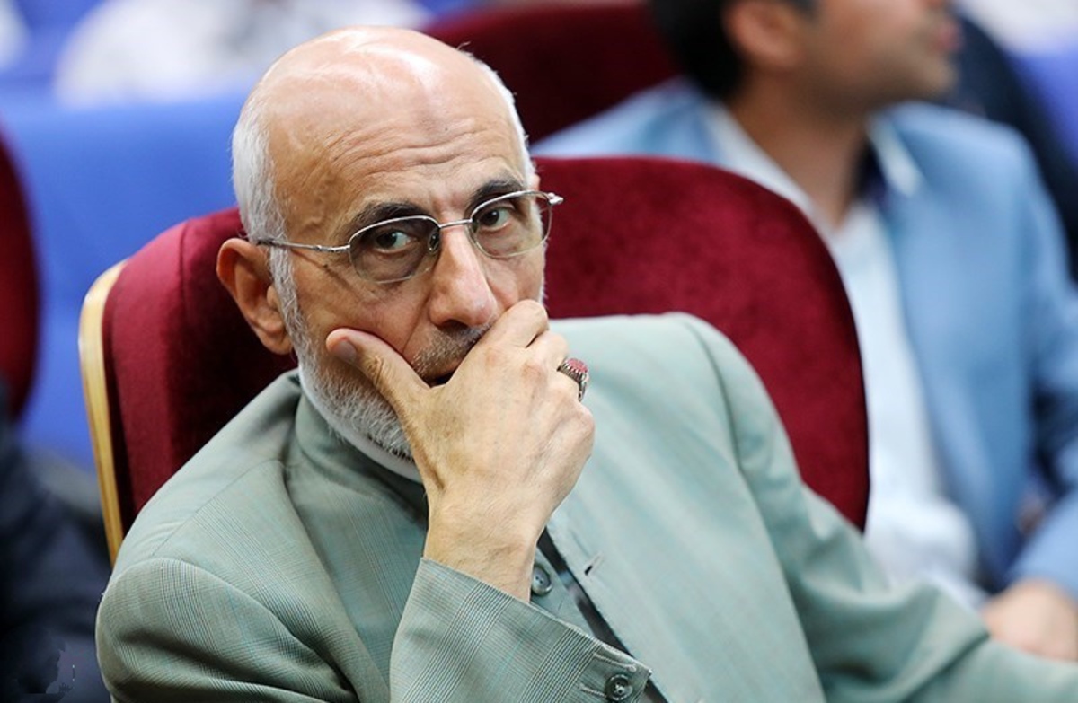 پسرم سادهلوح و سست اراده است و در زندان بیگاری میکند